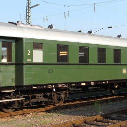 fahrzeuge_eilzugwagen_bye655_401