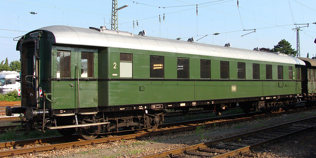 fahrzeuge_eilzugwagen_bye655_401